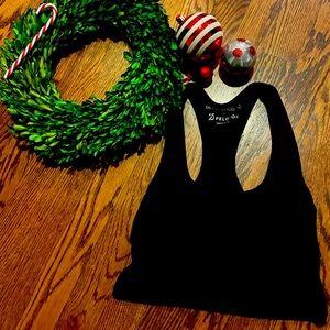 peloton beyond yoga black crop top/bra